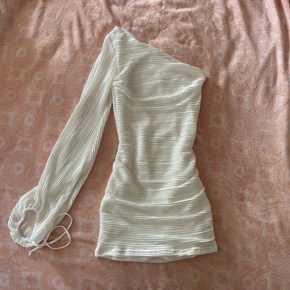 Lucy in the Sky One-Shoulder Dress
